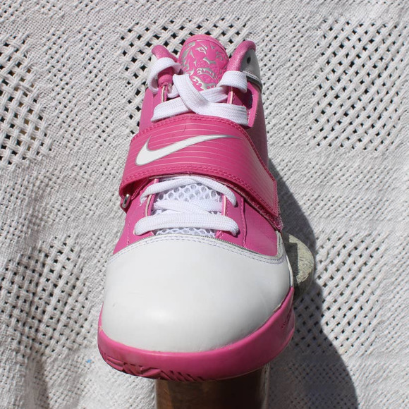 RARE 2010 Nike Zoom Lebron 4 Soldier Think Pink Women's Size 10 8.5M - Picture 5 of 10